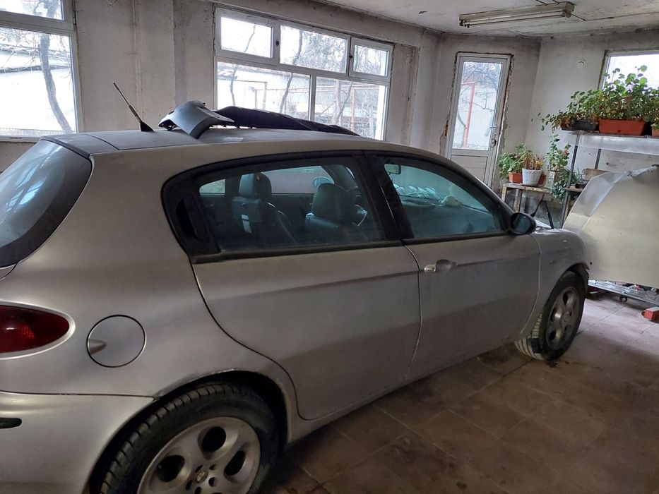 Алфа 147 1.9 на части