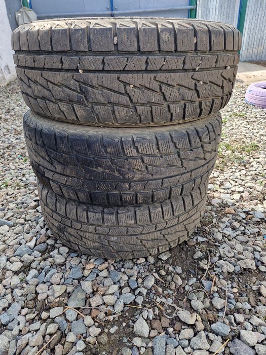 Продам шины липучка