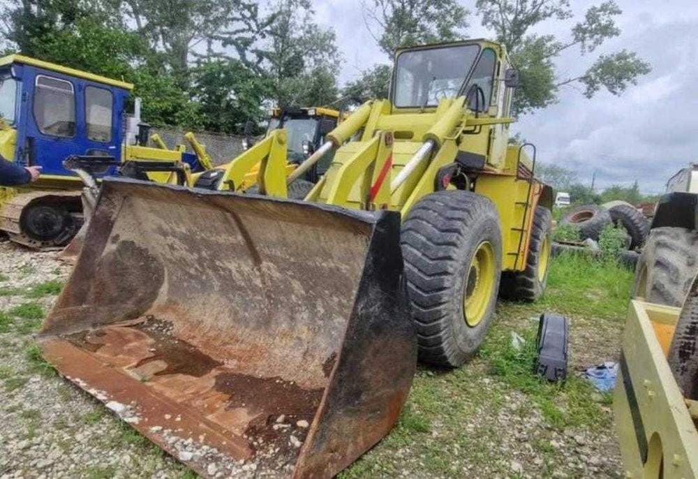 STALOWA WOLA L34 - INCARCATOR FRONTAL (buldozer pe pneuri)