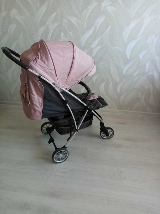 коляска детская прогулочная