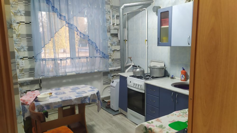 продам квартиру в центре п.Казахстанец