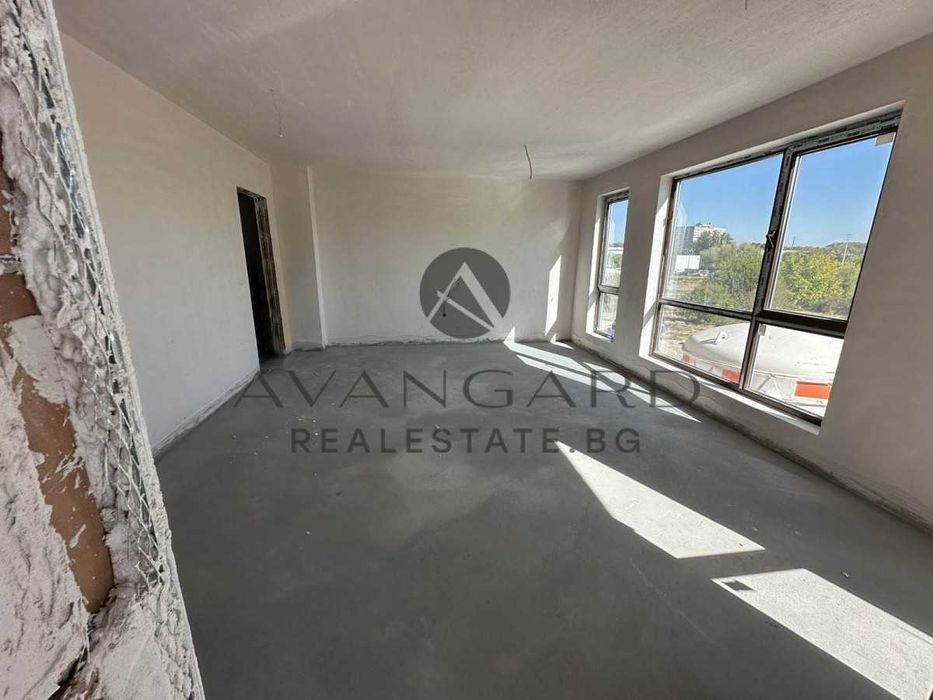 Продава се Двустаен апартамент в Пловдив, Кършияка - 75 кв.м за 1199 €/кв.м - Снимка #2