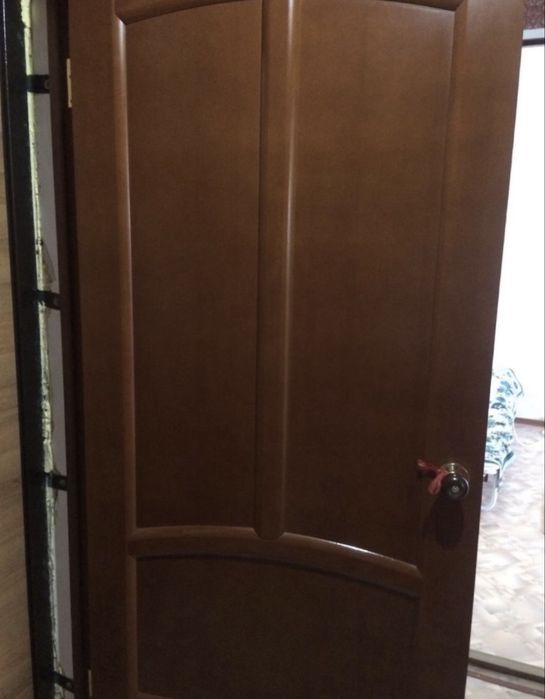 СРОЧНО продам деревянный дверь