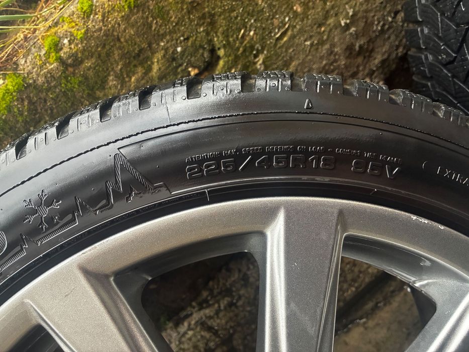 Лети джанти с гуми 5х114,3х18 Тойота