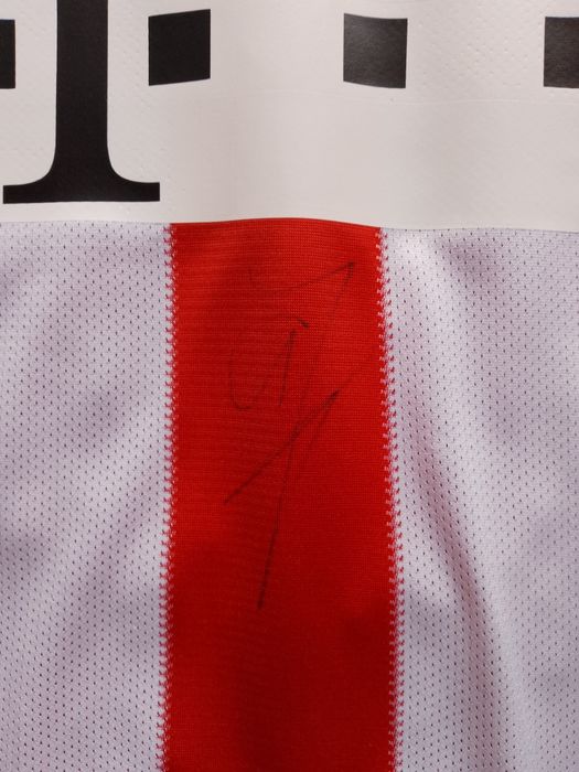 Tricou Fotbal Bayern Munchen 2010/11 semnat de Alaba