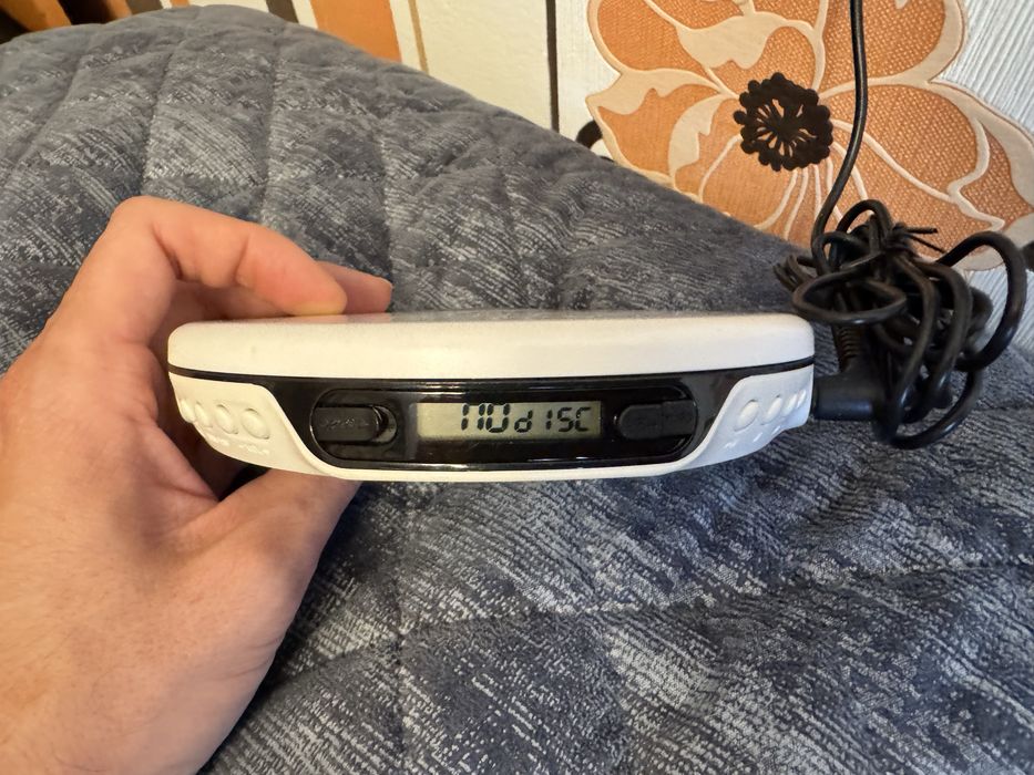 Портативен CD / MP3 плеър (Дискмен) Philips EXP2540 + Адаптер