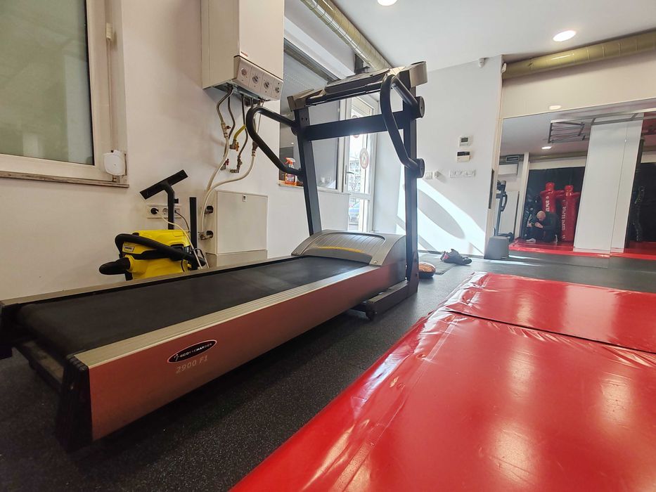 Професионална бягаща пътека Body Charger (модел 2900 F1)