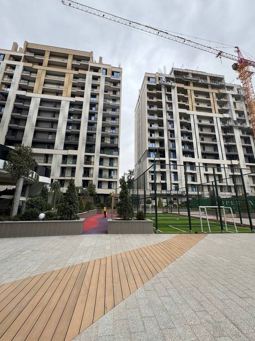 Imperial Club City Продается 1 комнатная коробка Ц-2 Алайский рынок