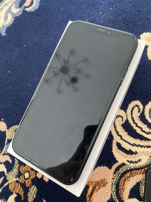 iphone se,xr обмен или продажа
