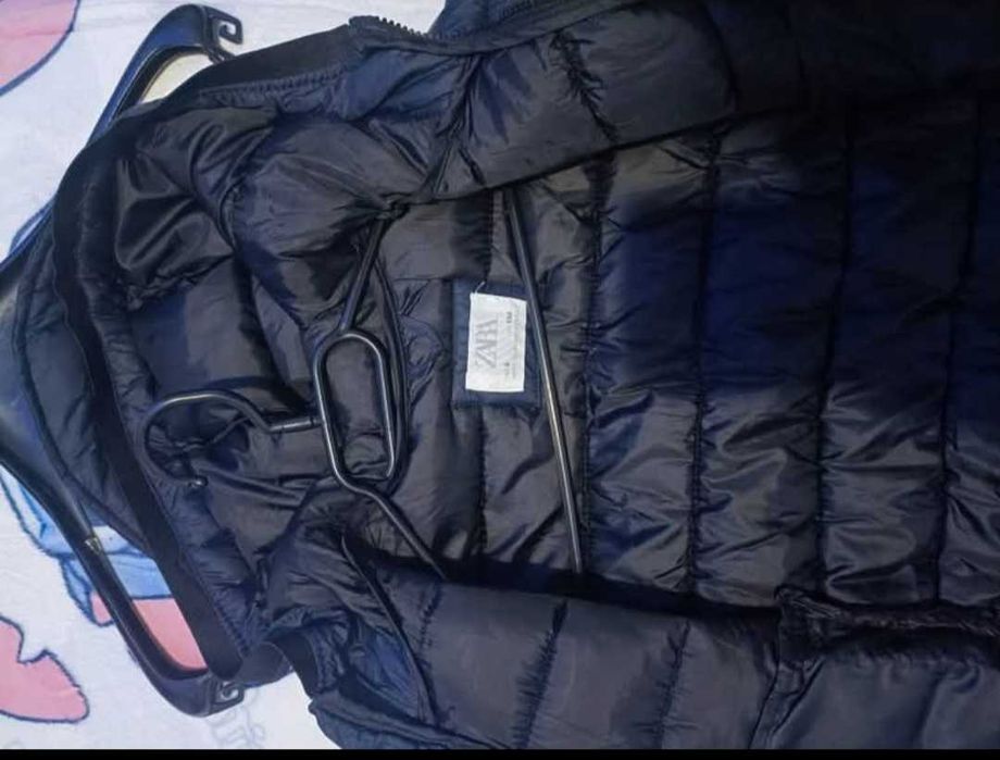 Geacă Zara pentru băieți 134 (9 ani)