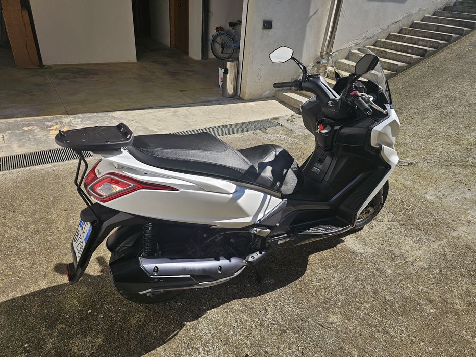 Kymco Downtown 350