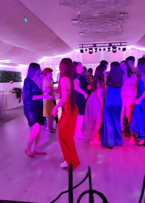 Închiriez BOXE petreceri Nuntă Botez