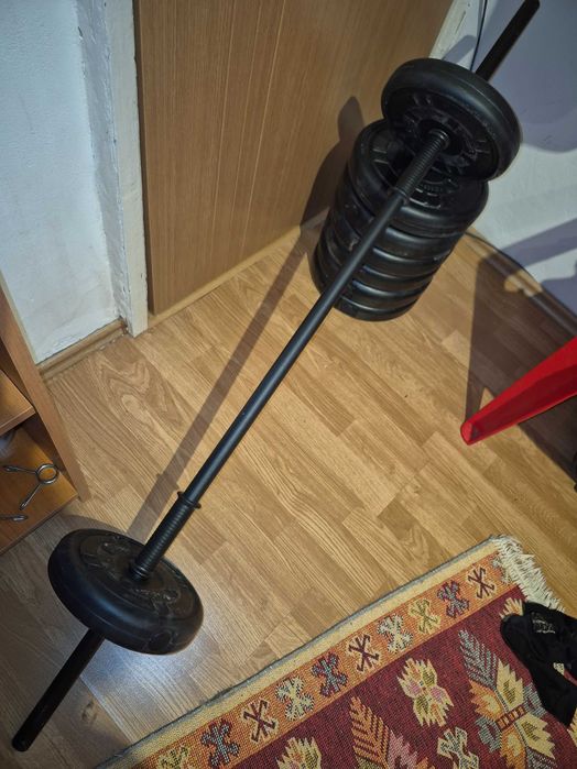 Gantere set plus piept cu bara