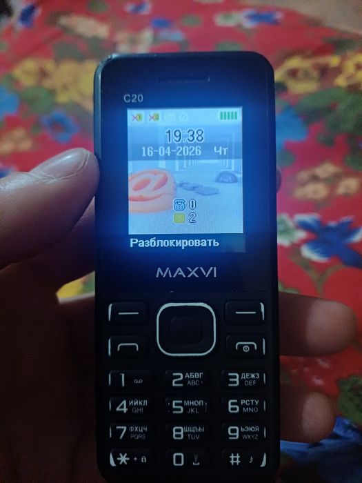 Продам кнопочный телефон