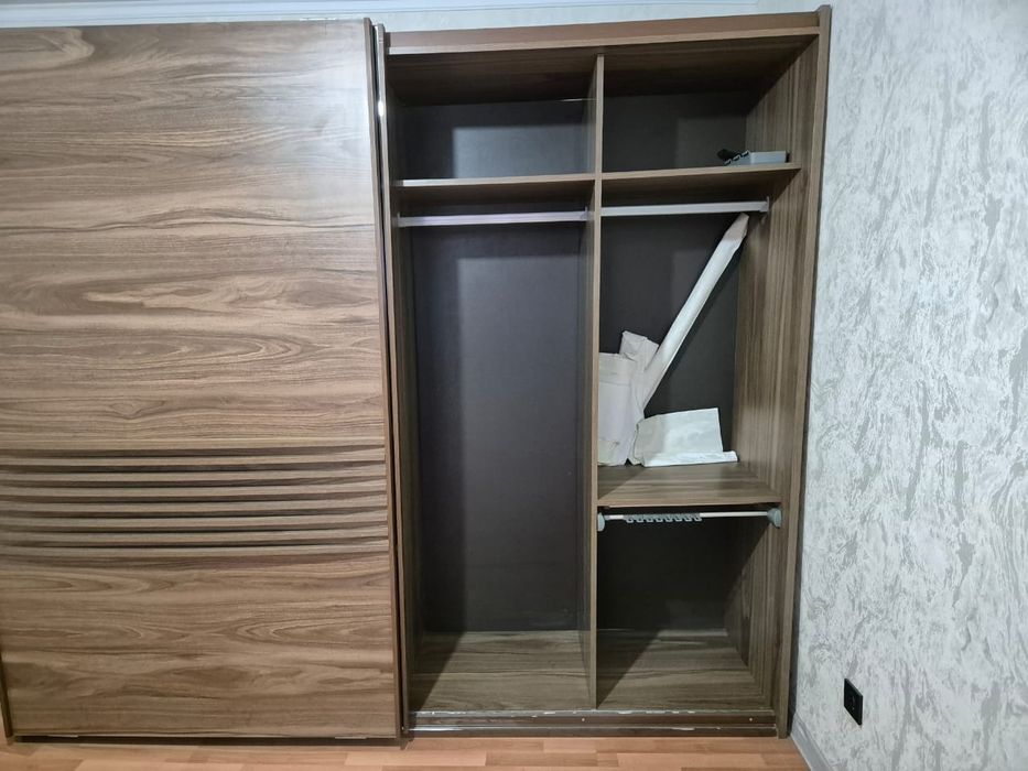 Шкаф купе в отличном состоянии