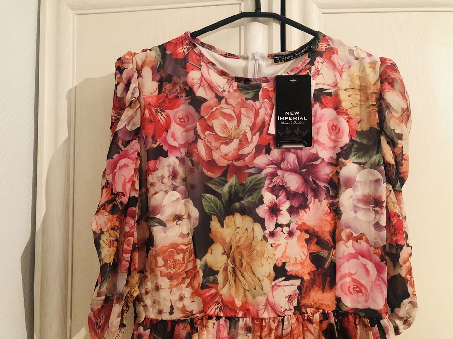 Платья черное стандартные, новые