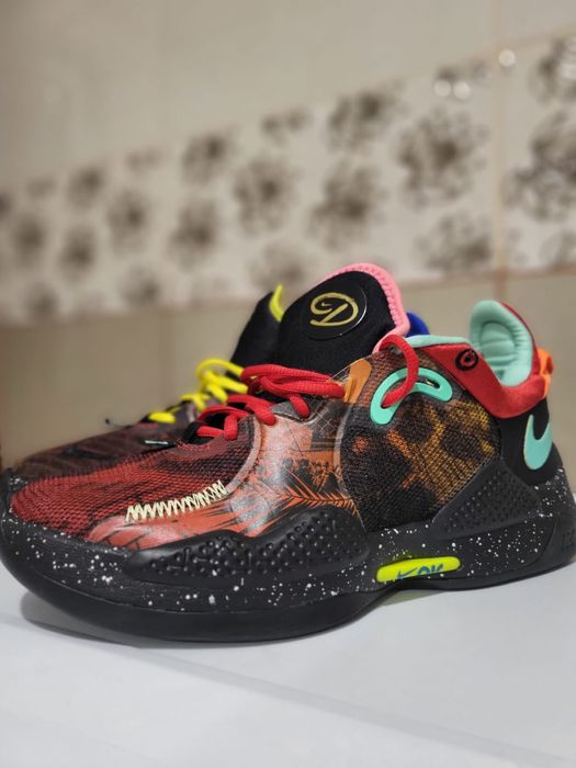 Vand adidasi nike air Paul George originali !