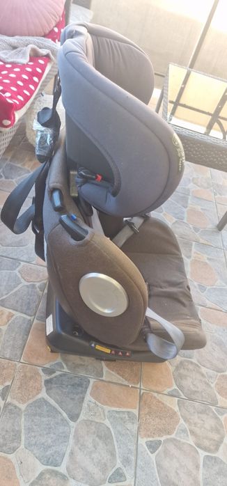 Scaun auto cu isofix