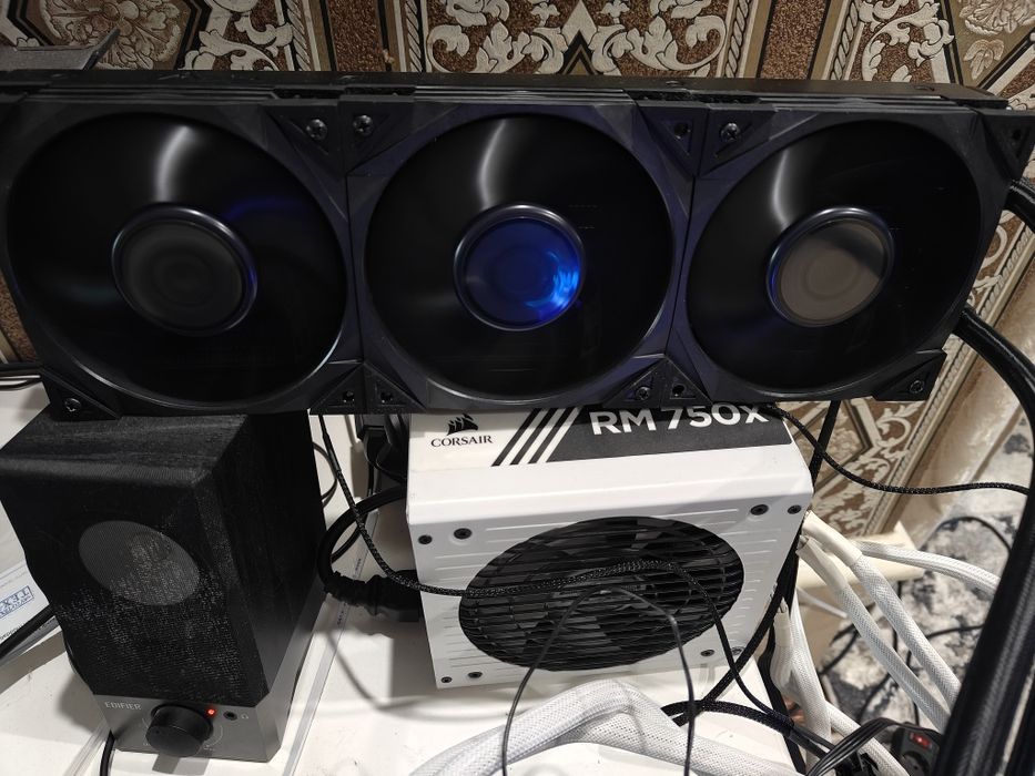 Водяное охлаждение MSI MEG CORELIQUID S360