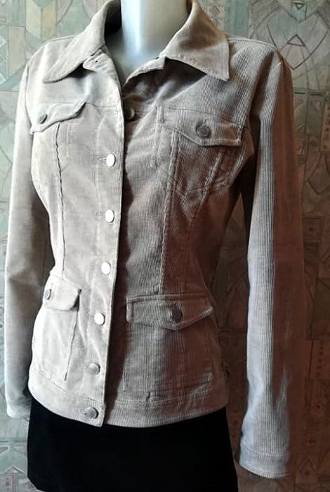 sacou / jacheta Stefanel , 40