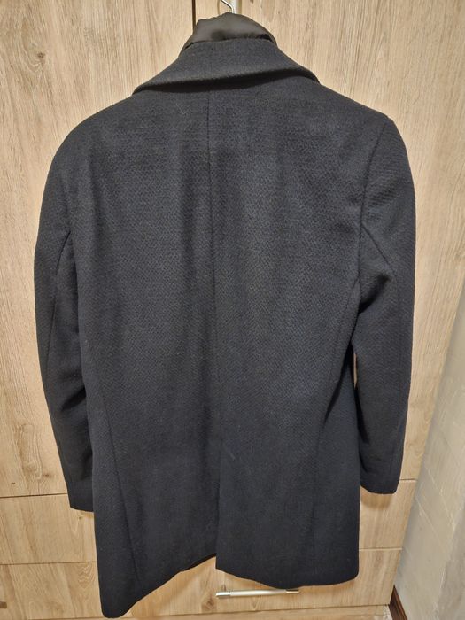 Зимно палто с тъмно син цвят S. Oliver black label.