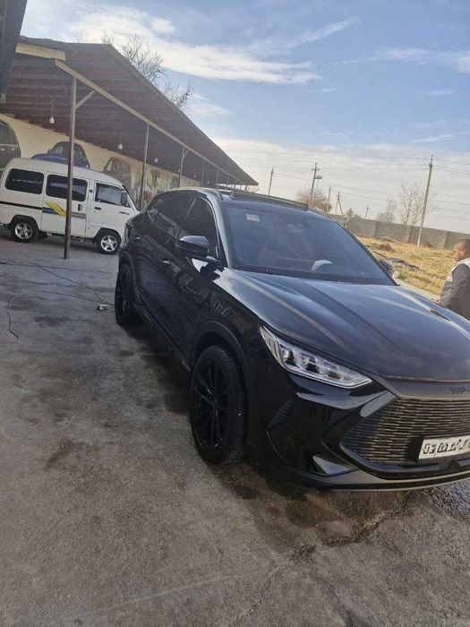 BYD Song Plus DM-i AWD Flagship Новый(Бронепленка+Тюнинг+4 шин+4 диск)