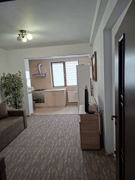 Proprietar-inchiriez 2 cam.Cartierul latin,1700