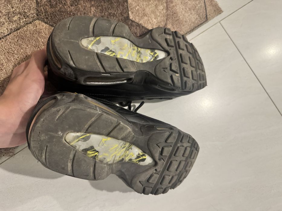 Продам кроссовки Corteiz x Nike Air Max 95