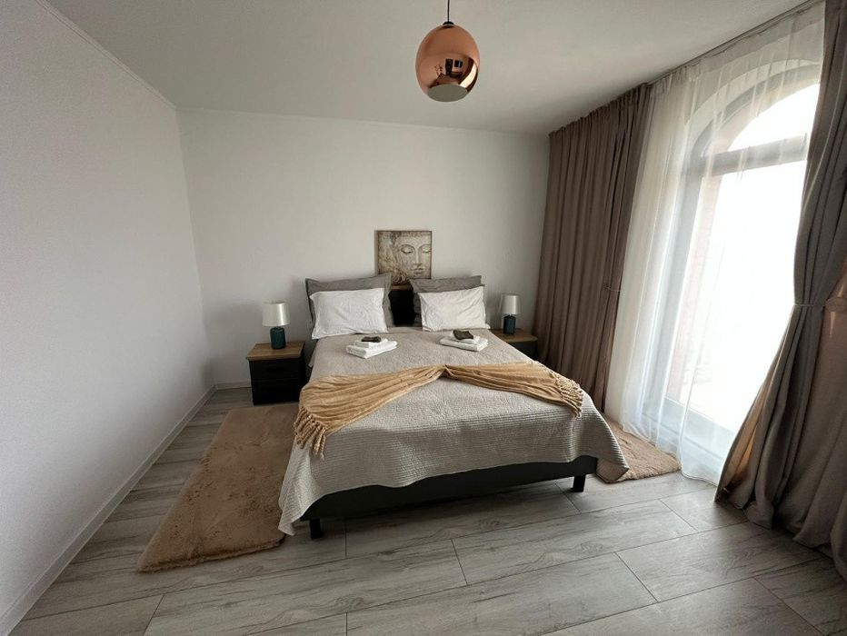 Casa Lux Metro/Carcea