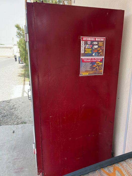 Vitrina stoyka kattasidan