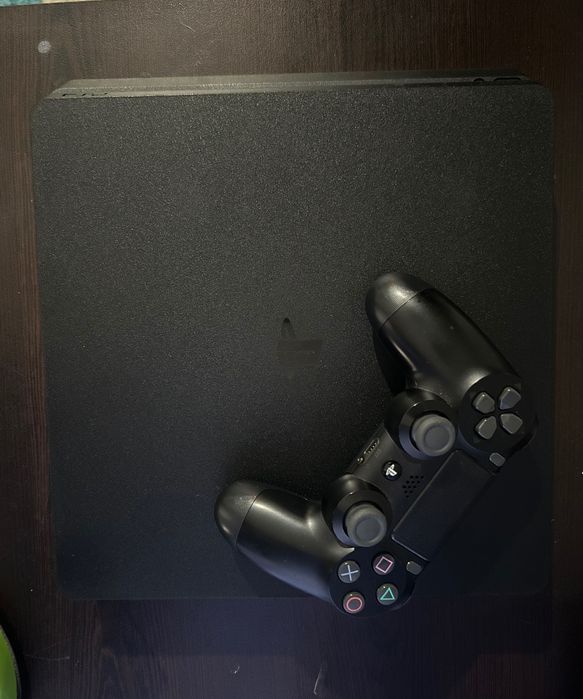 PS4 Slim 500GB + GTA V
