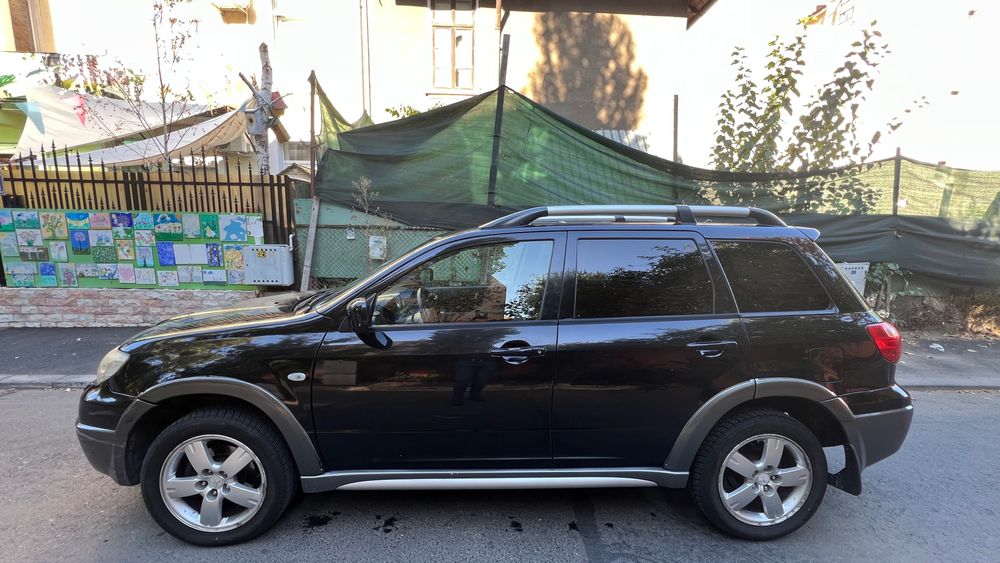 MITSUBISHI Outlander 2006 — imagine 3