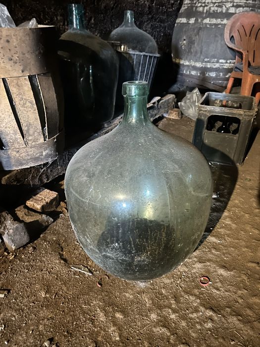 Damigene din sticlă 50 L – pentru vin