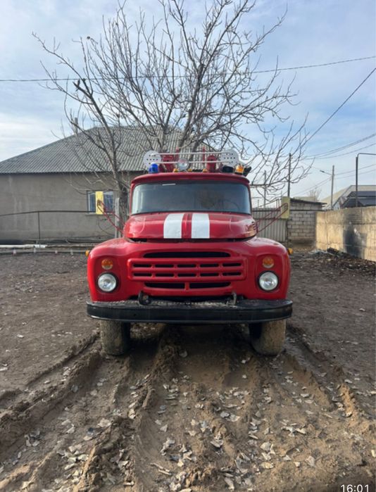Пожарная машина Зил АЦ 40
