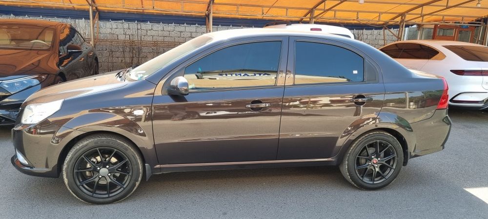 Nexia 3 .. avtomat 2019  3 pozitsiya