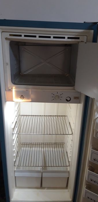 Холодильник SINO