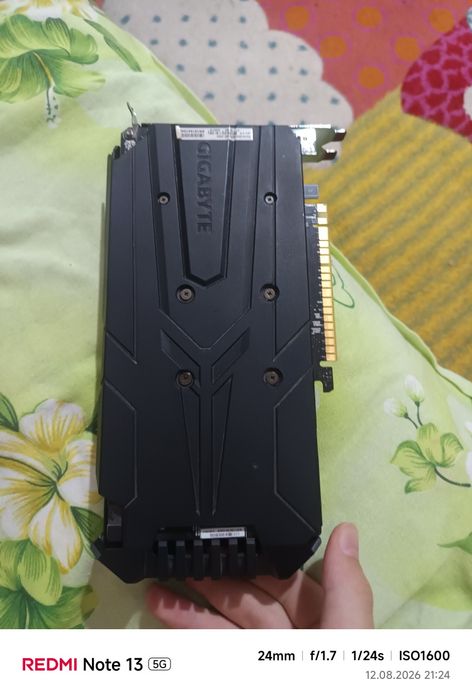 Vând placa video gtx 1050 2GB GYGABITE OC