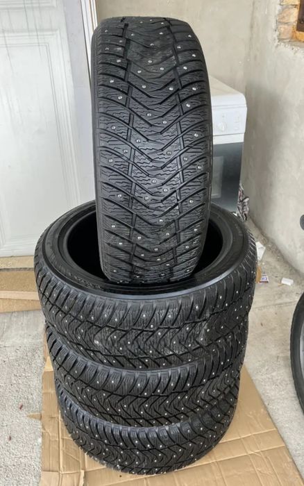 Продам перед  245/40/18 265/35/18 Разноширокие новые