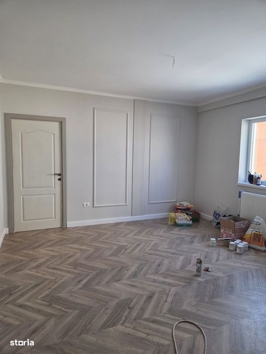 Apartament de vanzare 2 camere semidecomandat -  zona Bere - Pitesti