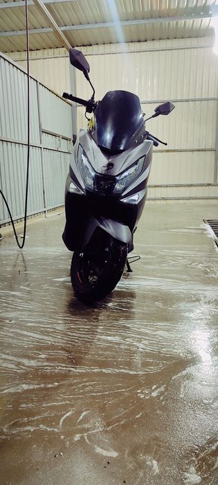 Скутер Maxi Pro 2025