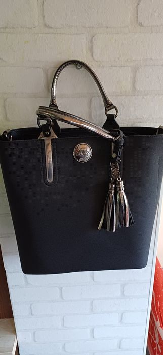 Genti de piele,mai multe modele