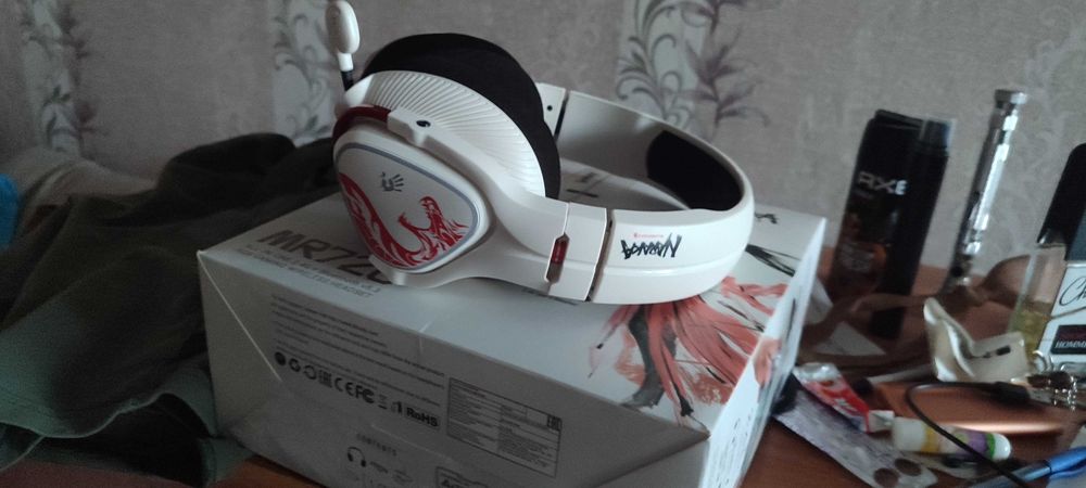 Bluetooth гарнитура A4Tech Bloody MR720 Naraka, White