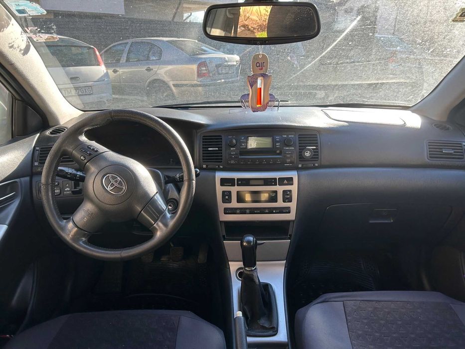 Toyota Corolla  1.6 Benzina  16 valve VVT-i an 2005