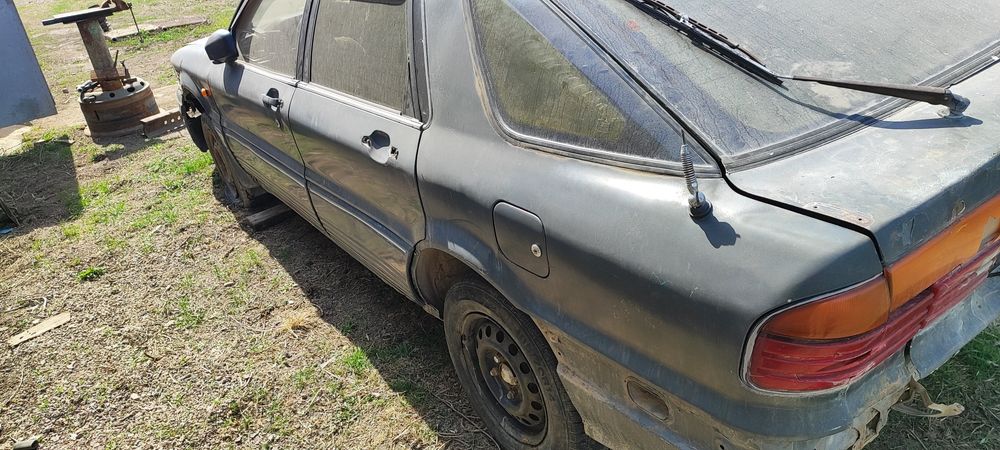 Машина продам ДВС и МКПП нет пишем сеть иногда не ловит