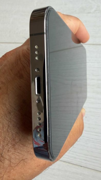 iPhone 13 Pro 1TB Graphite
