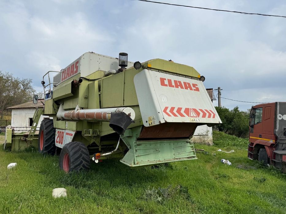 Dezmembret claas mega 208