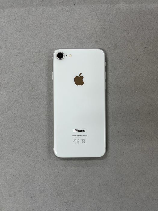 iphone 8 64GB коробка есть