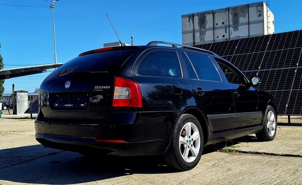 SKODA Octavia 2013 — imagine 4