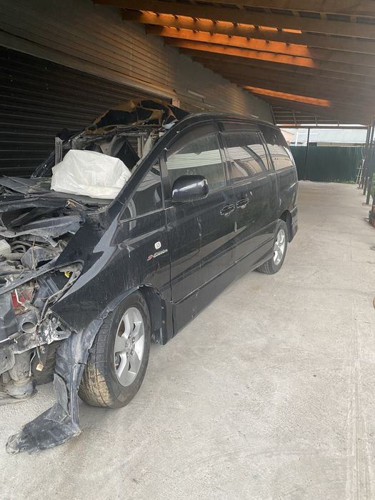 Тайота Есчима 2005 год