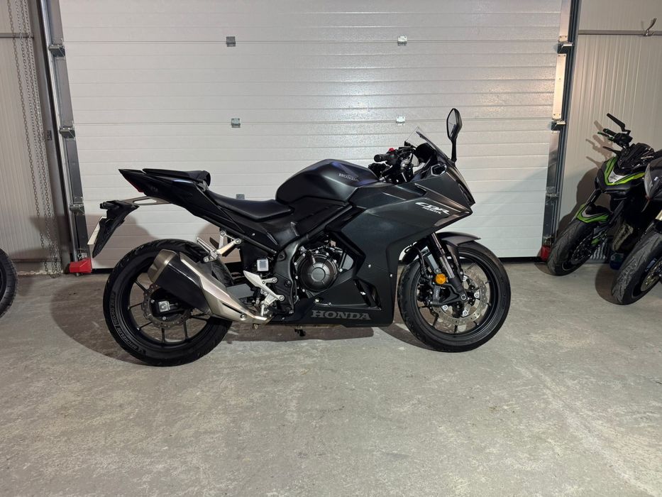 Fun Moto vinde Honda cbr 500 r 2024/2025 abs permis a2